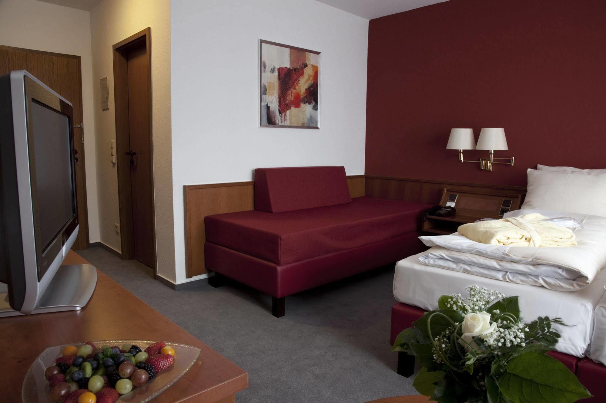 Parkhotel Frankfurt-Roedermark Rodgau Exterior photo